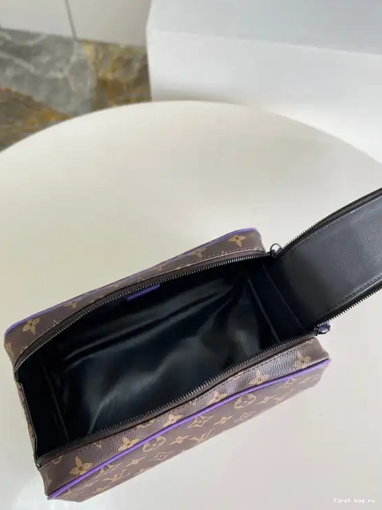 Frstbag ru TOILET POUCH LOUIS VUITTON DOPP KIT 0508